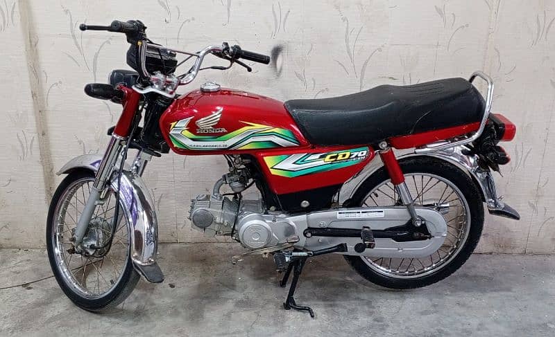 Honda CD 70 2023 First owner khi num 03100206928 3