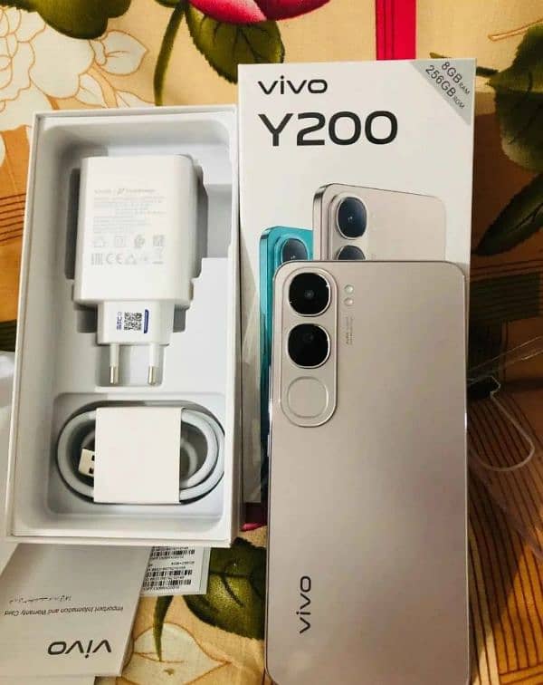 vivo y200 15 days used mint 256gb full warranty 2