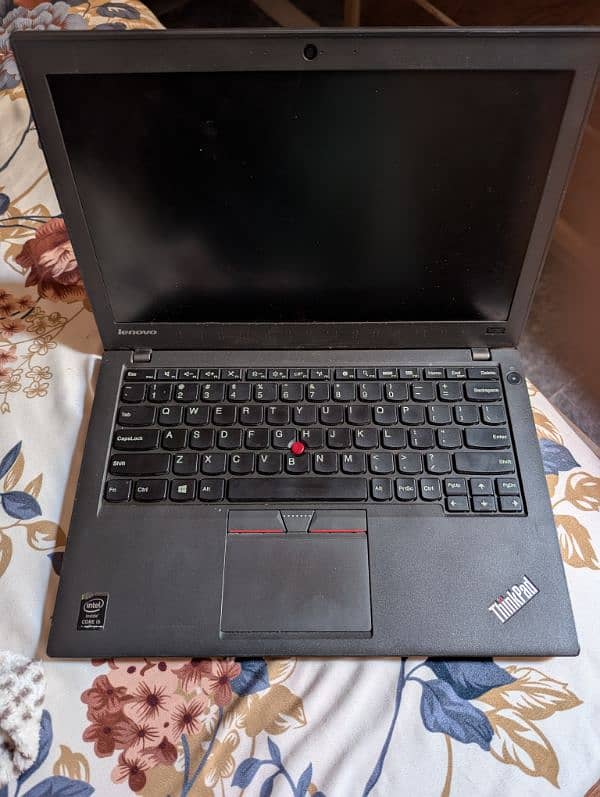 Lenovo Thinkpad core i5 SSD 128 gb 1