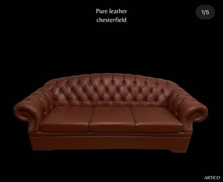 Pure leather chesterfield 0