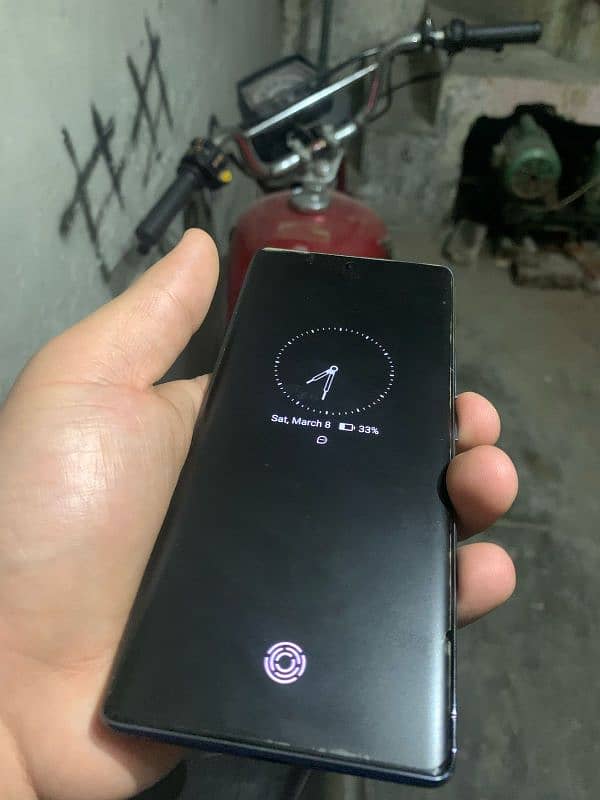 spark 20 pro plus EDGE slightly used 0