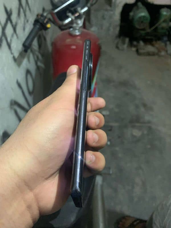 spark 20 pro plus EDGE slightly used 1