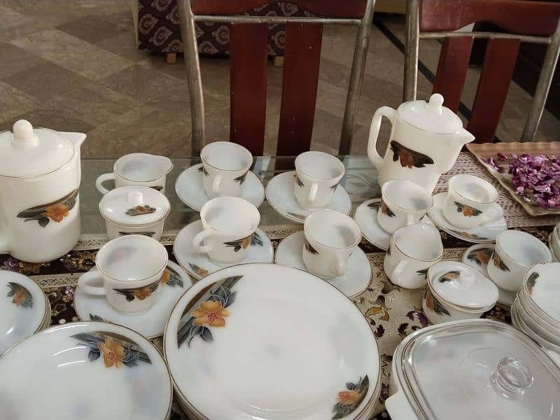 White Glass Marble Dinner set, Service for 6, unused 11