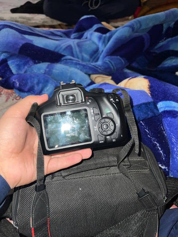 CANON 4000D 10/10 CONDITION 5