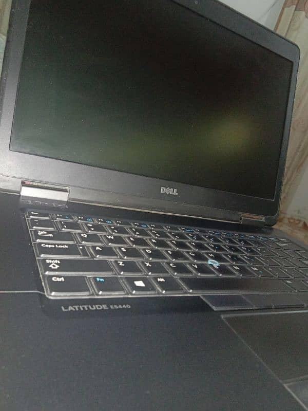 dell laptop with charger 2