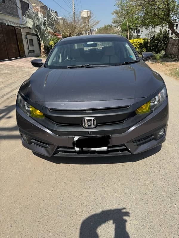 Honda Civic Oriel 1.8 CVT ivtec 2018 0