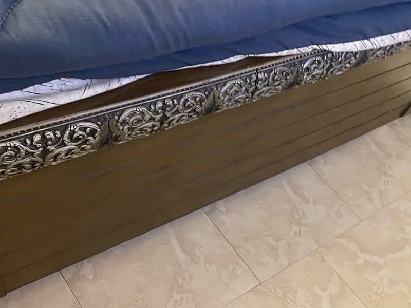 king size bed for sell 5