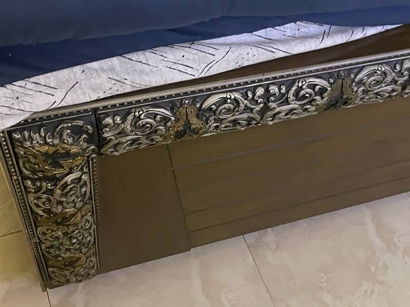 king size bed for sell 7