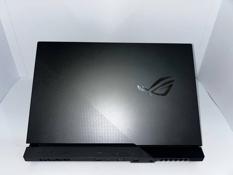 Asus Rog strix | RTX 3060 | Ryzen 9 | Gaming Laptop 8