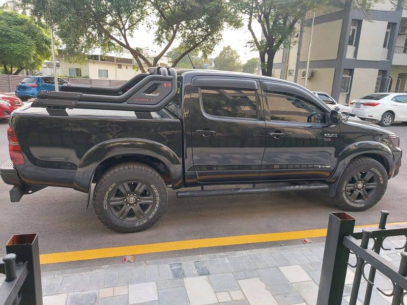 Toyota Hilux Invisible 9