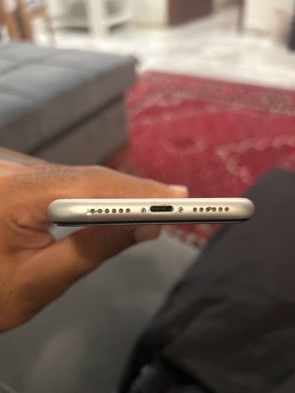 Iphone 11 64 Gb Pta Approved 4