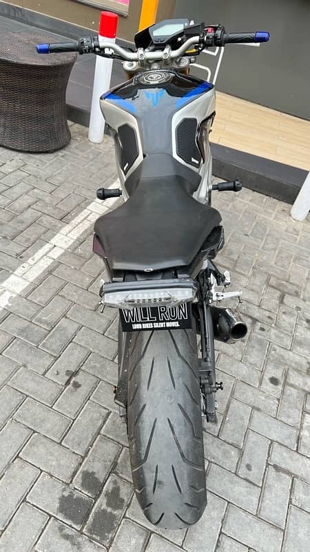 Yamaha MT09 2