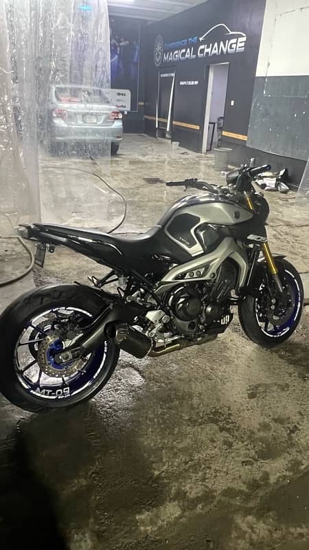 Yamaha MT09 5