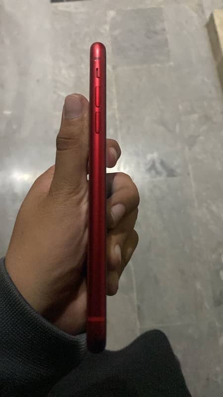 iPhone XR 0