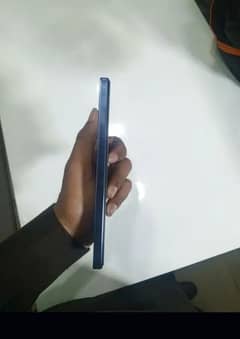 Tecno camon 20 8+8/256  for sale condition 10/10 with box charger