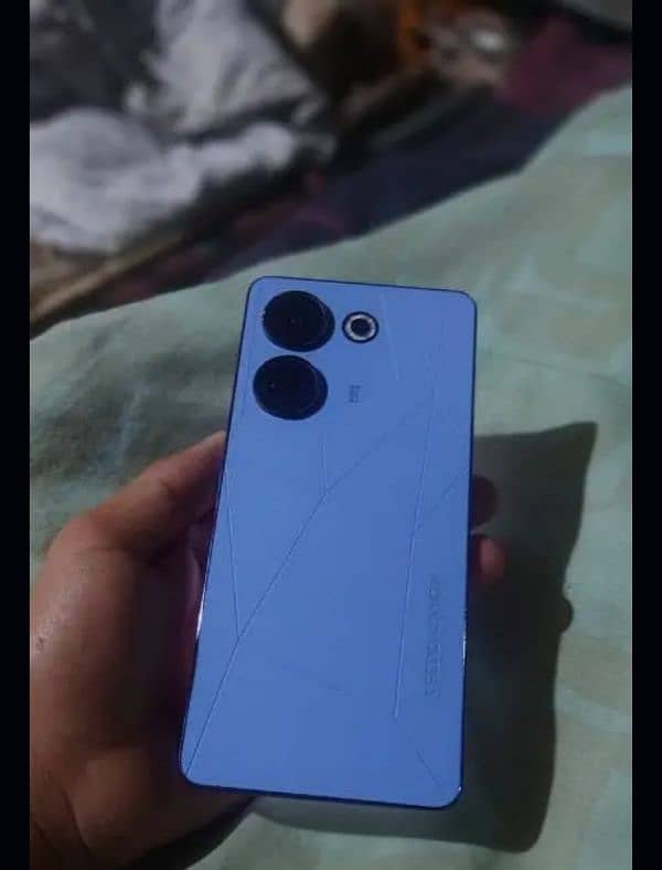 Tecno camon 20 8+8/256  for sale condition 10/10 with box charger 3