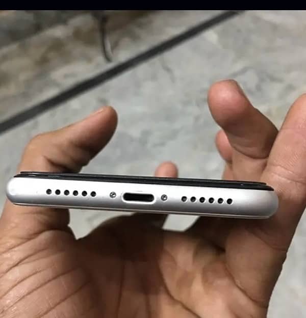 iPhone XR nonpta all ohk 64 GB 4