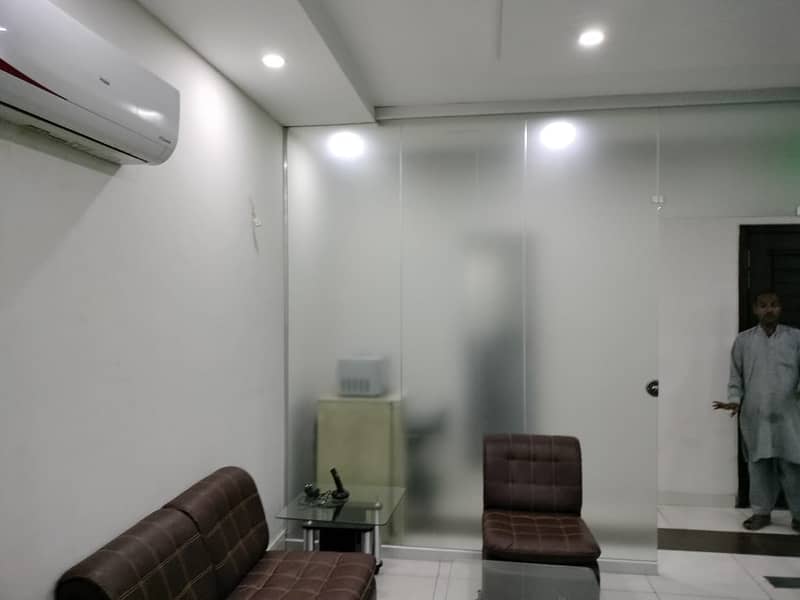 4 Marla 3rd Floor For Rent With Lift In DHA Phase 6 Lahore 6