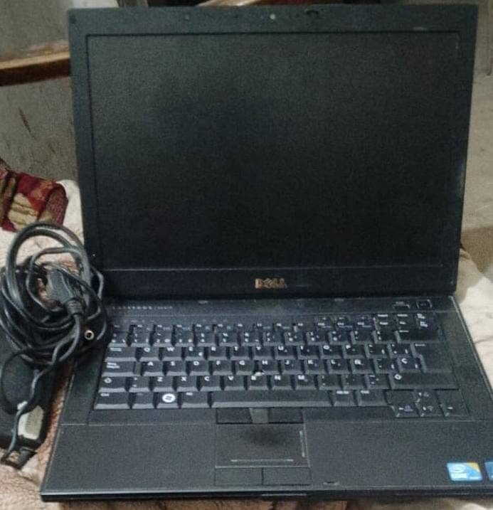 Dell Latitude E 6410 1