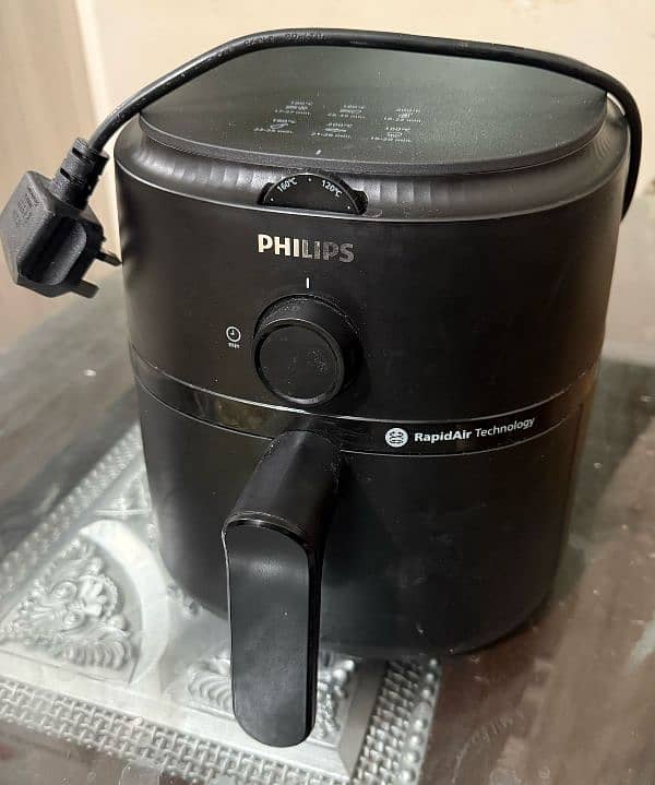 Phillips NA110/00 AIR FRYER OVEN 2