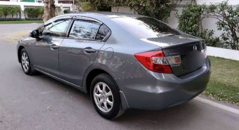 Honda Civic Prosmetic 2015 Well maintained 9