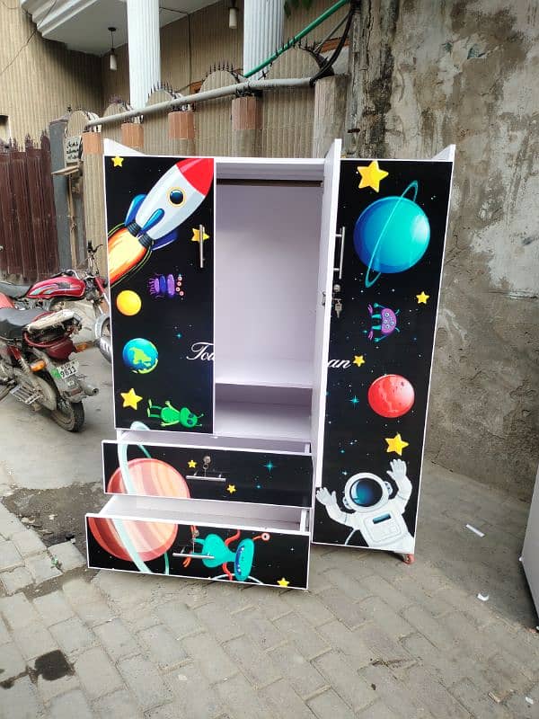 3 door kids cupboard / baby wardrobe / Almari. 0316,5004723 12