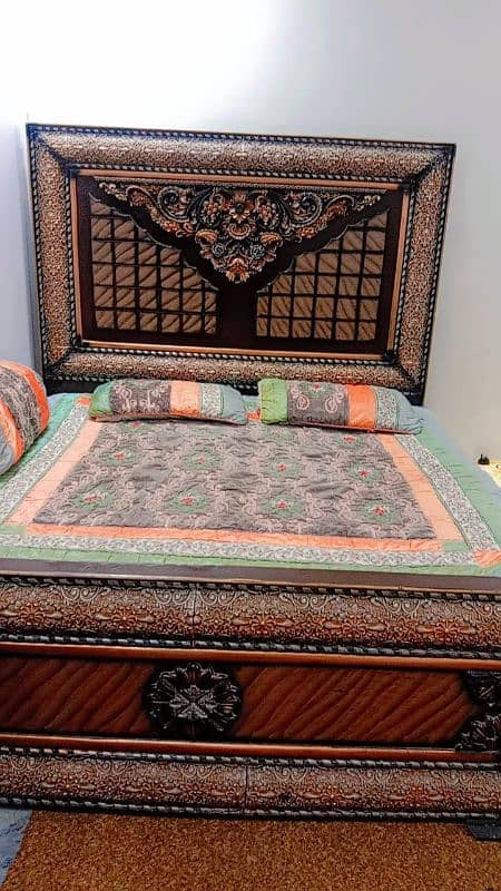 wooden bed with dressing 2