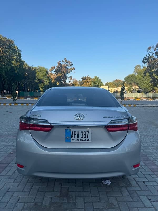 Toyota Corolla Altis 2019 4