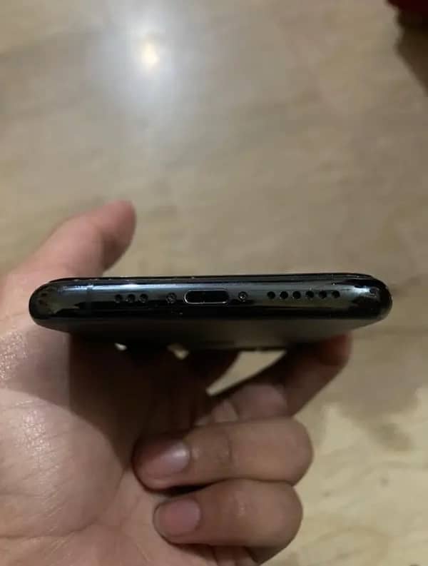 iphone 11 pro 3