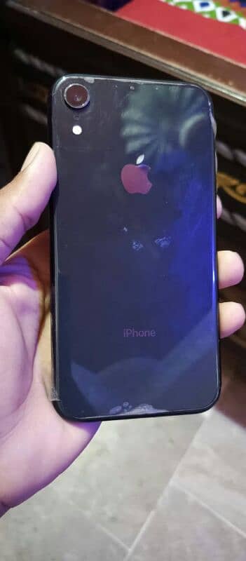 I phone XR, None PTA, 64 memory 5