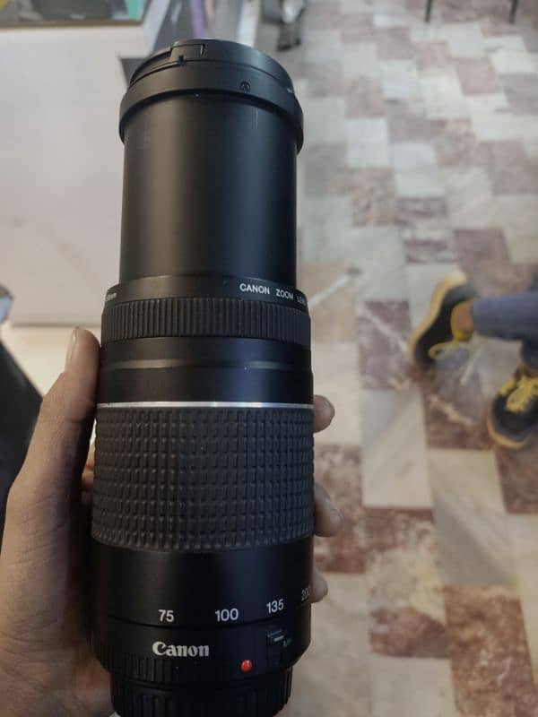 Canon 1300D 2 Lenses 75/300   18/55 5