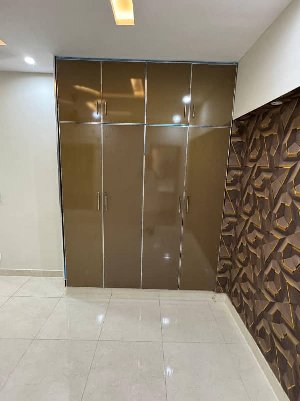 Luxury in a 5 Marla Modern Masterpiece for Sale in Izmir Town, Lahore 8