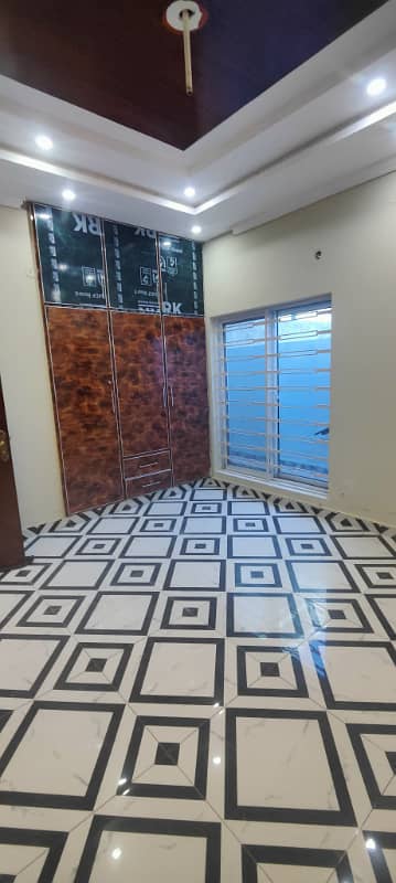 Luxury in a 5 Marla Modern Masterpiece for Sale in Izmir Town, Lahore 37