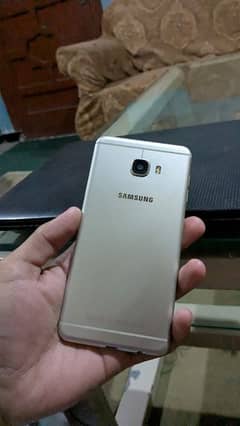 Samsung Galaxy c7