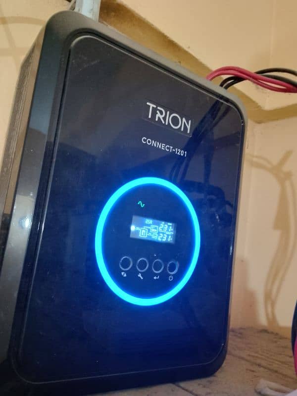 tricon ups 1000watt and 175 AGS battery 0