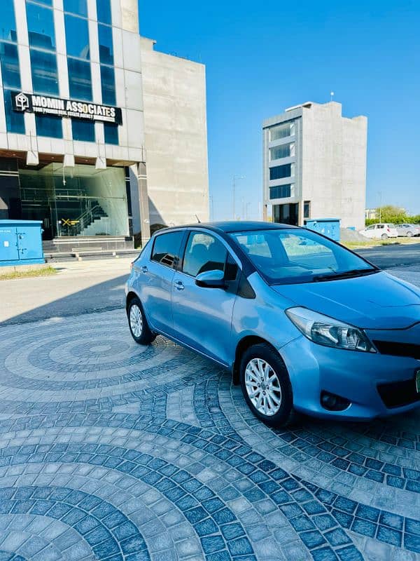 Toyota Vitz 2013 4