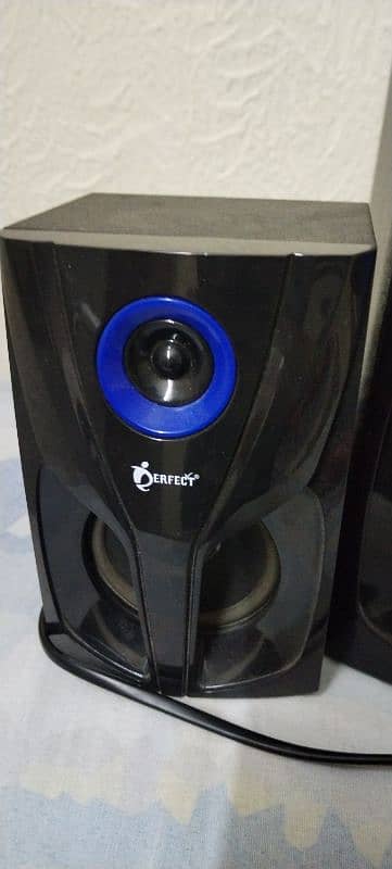 derfect compny speakers 1