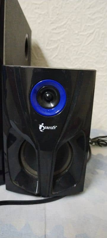 derfect compny speakers 3