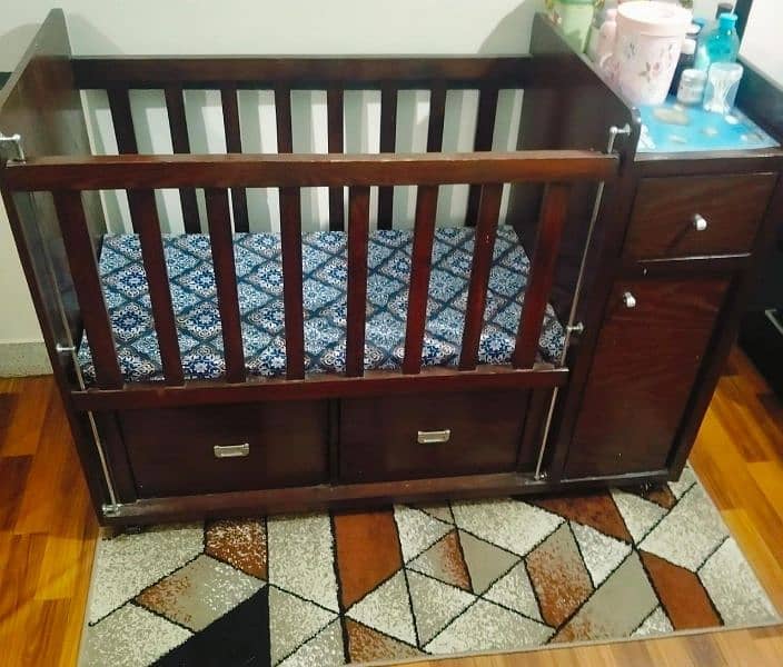 Solid wooden baby cot 2