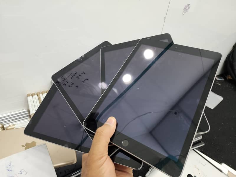 IPad 5th generation 1