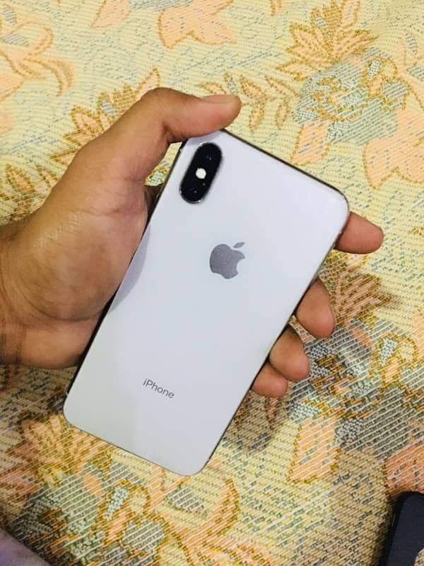 I Phone X 64 GB Pta Approved 5