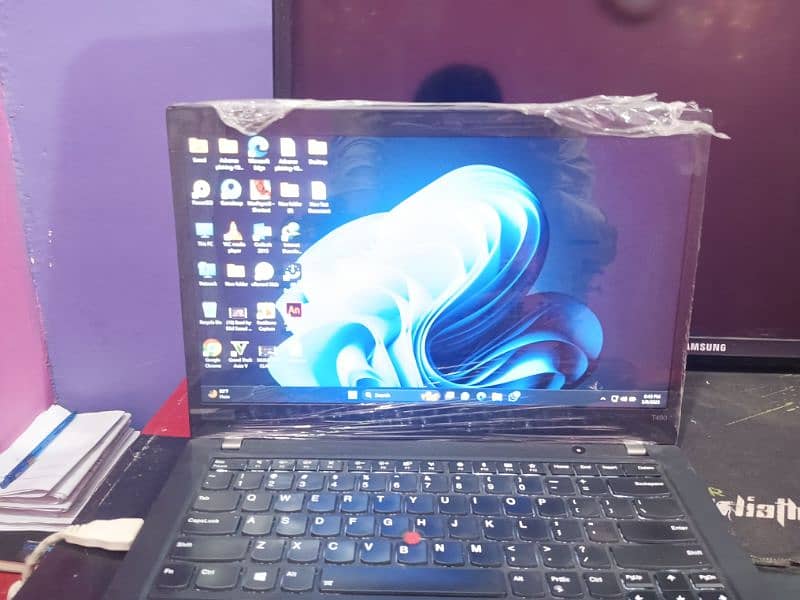 Lenovo Thinkpad T490 Core i5 8 generation 0