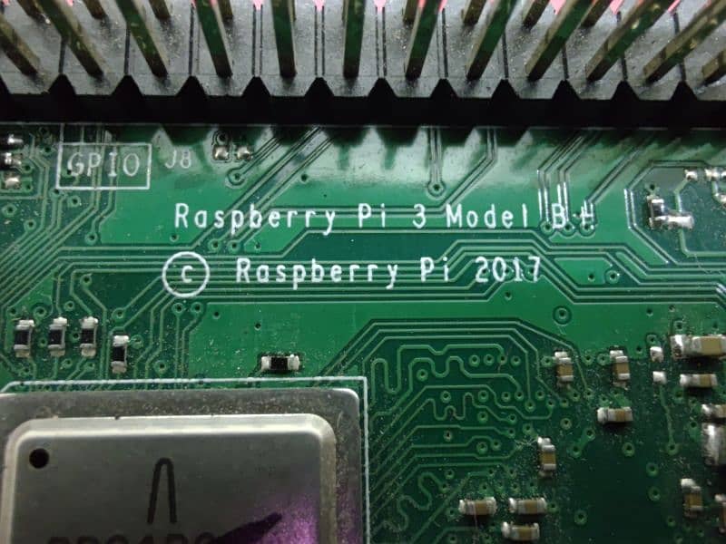 Raspberry Pi 3 B+ 1