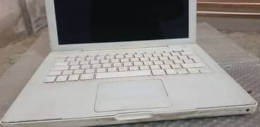 apple laptop body is quite rough no battery 2/160gb