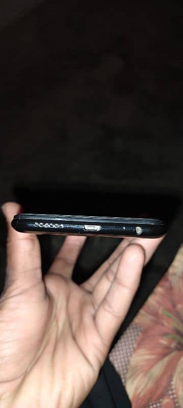 Infinix hot 8 Lite 4