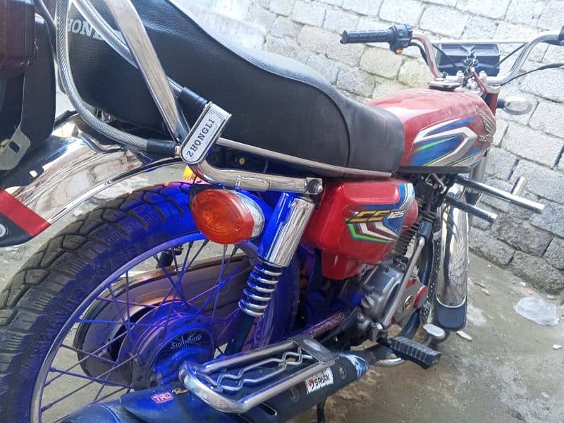 Honda 125 2022 model  10/10 condition 170k 7