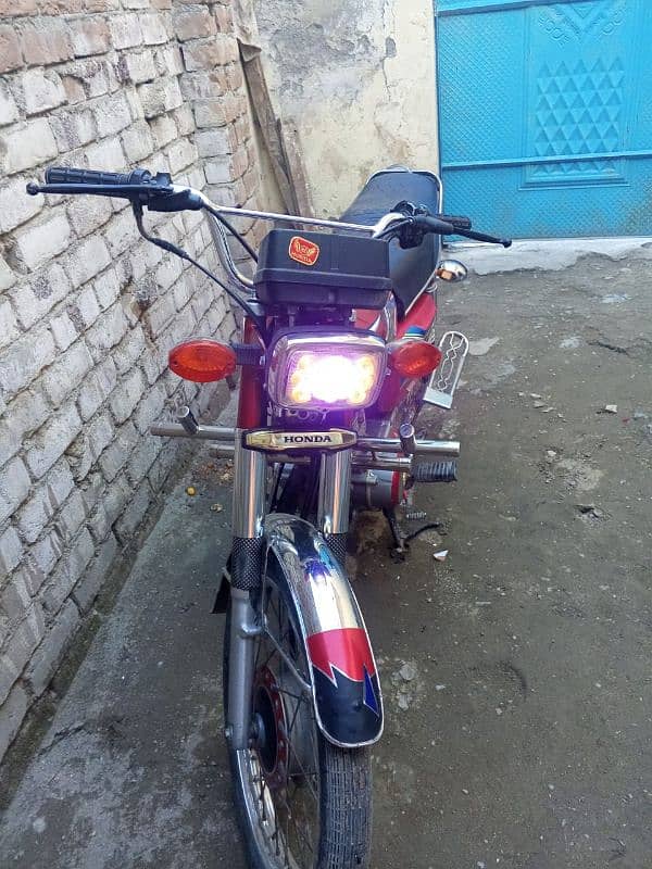 Honda 125 2022 model  10/10 condition 170k 13