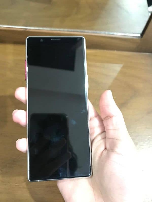 Sony Xperia 5 japanese model 6