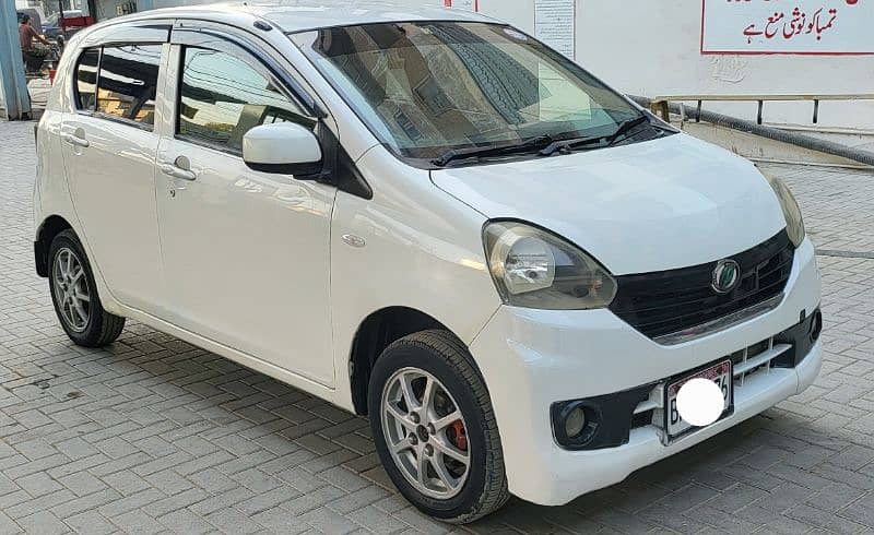 Daihatsu Mira 2014 4