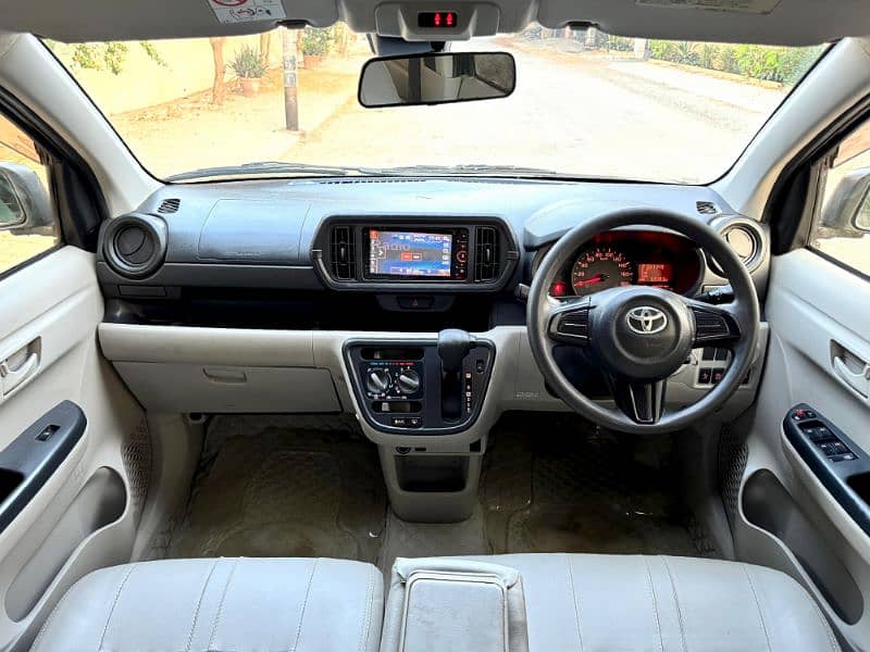 Toyota Passo 2016 registered 2019 automatic 1.0 Sofa seat XS package 5